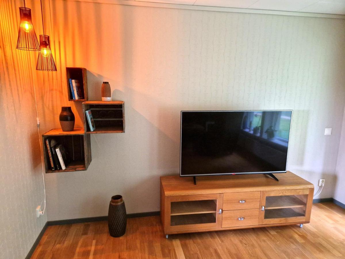 Lantlig Villa Utanfoer Uppsala Alunda Eksteriør bilde